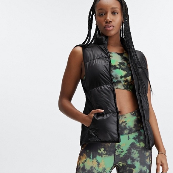 PUFFER VEST - NEW - FABLETICS - Picture 7 of 7
